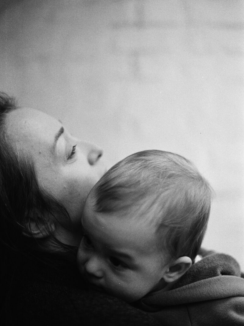 Маликовы с удовольствием балуют свою внучку Анну.