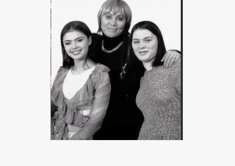 Мама Алины и Лейсан, Любовь Михайловна, также имела спортивное прошлое.