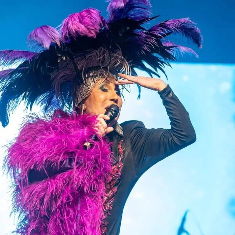 Пародийный жанр принес Александру всенародную любовь