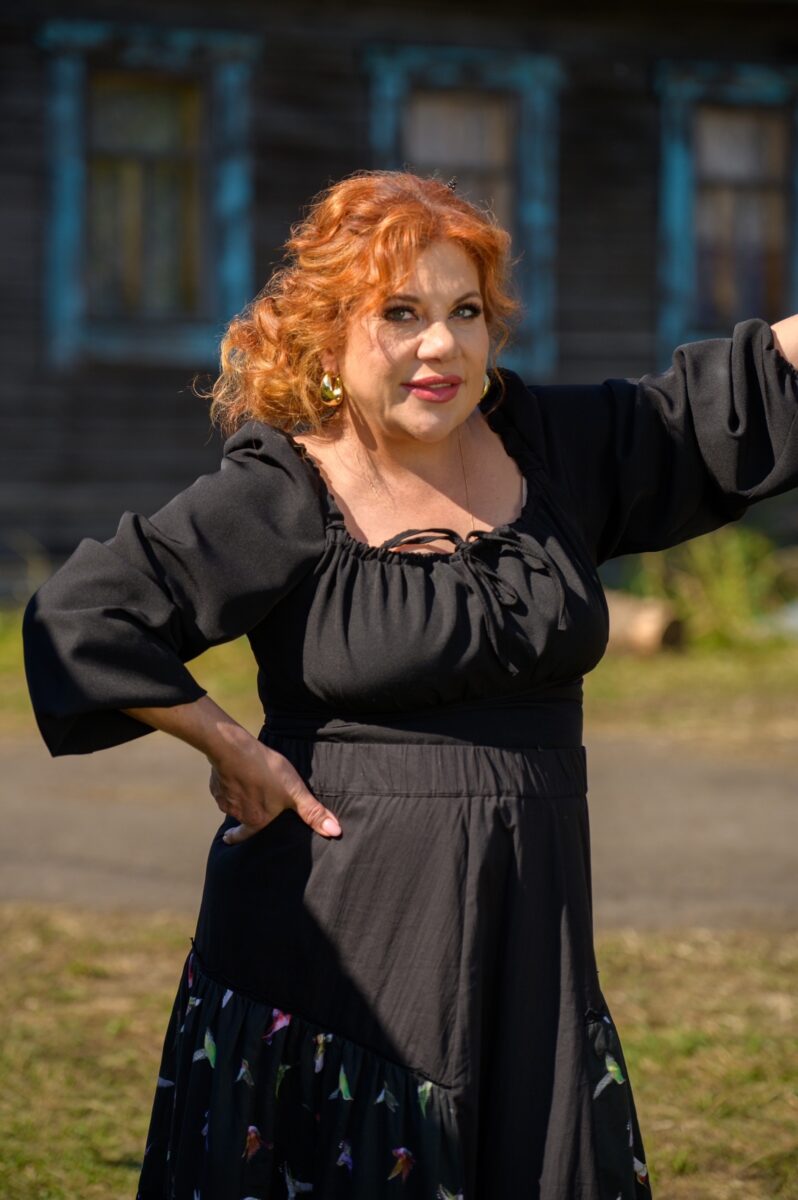 «Без меня он пропадет»: Как Марина Федункив сбежала от абьюзера и стала мамой в 53 года