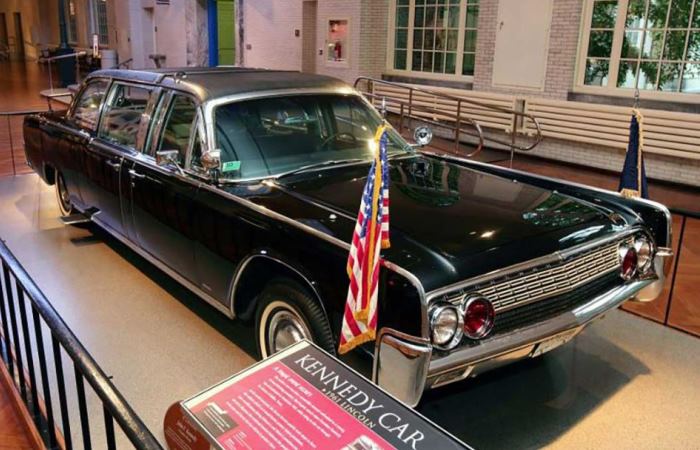Роковой Lincoln Continental: как лимузин Кеннеди стал свидетелем убийства и изменил историю