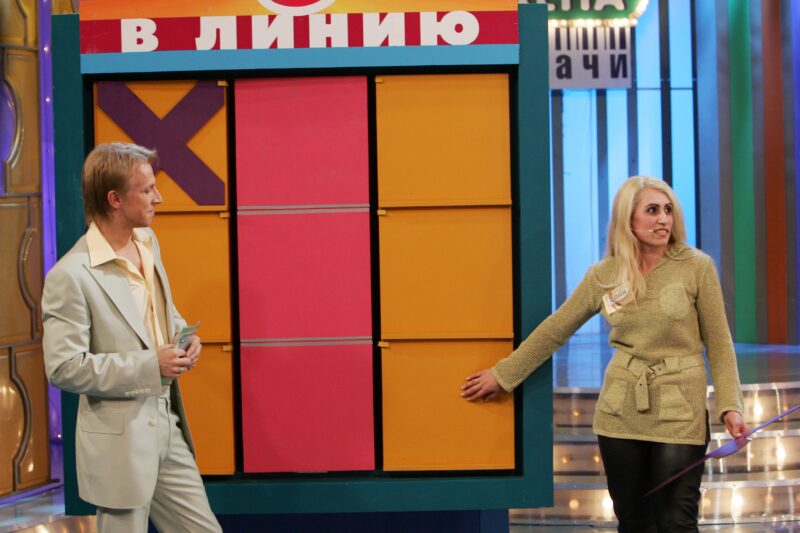 Антон Комолов: Вундеркинд из Бауманки, звезда MTV, скрывший развод и отдающий всё ради мечты сына