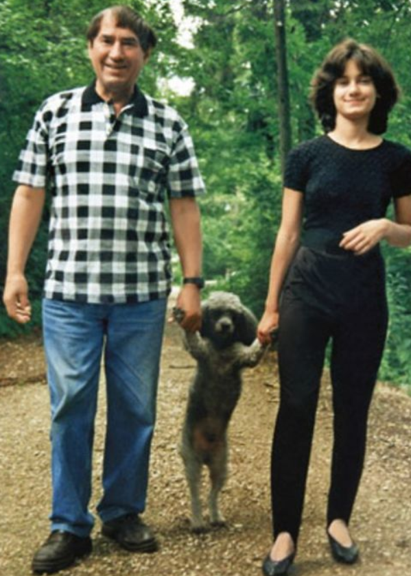 Спартак Мишулин с дочерью Кариной, ставшей смыслом его позднего отцовства.