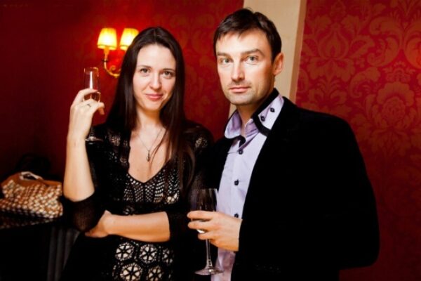 Александр Арсентьев: от заводских цехов до театральных подмостков и уникального счастья в большой семье