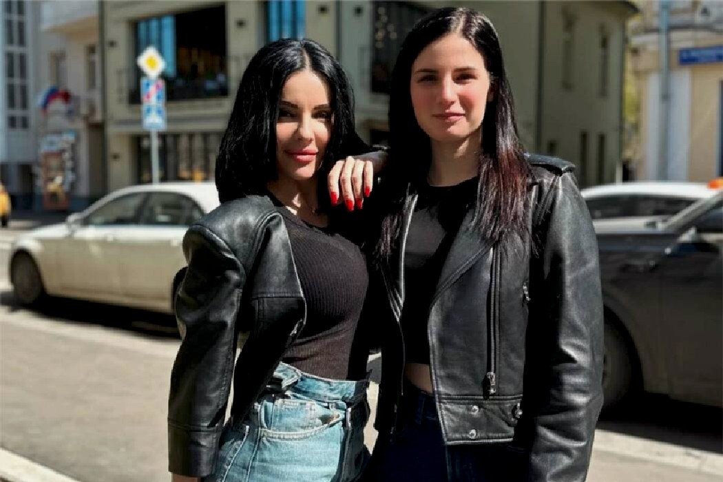 «Мы как подружки»: Юлия Волкова показала 21-летнюю дочь Викторию