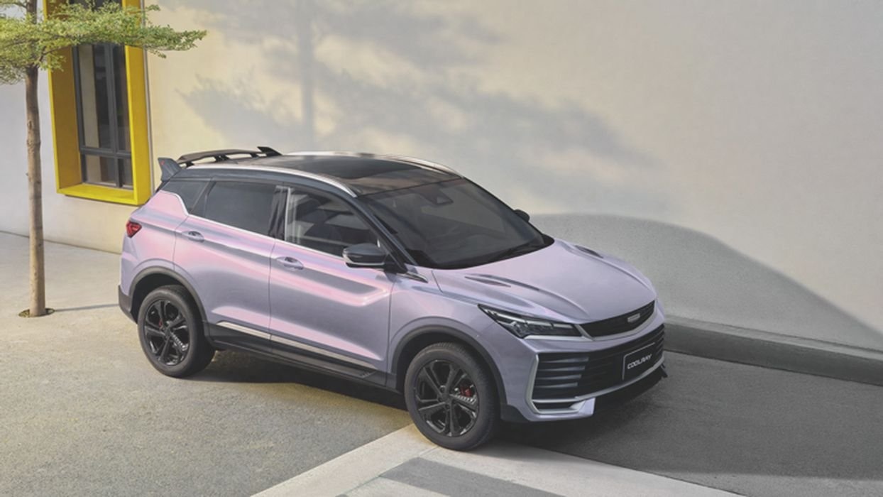Geely Coolray в России: известны комплектация и цена от 2 889 990 рублей