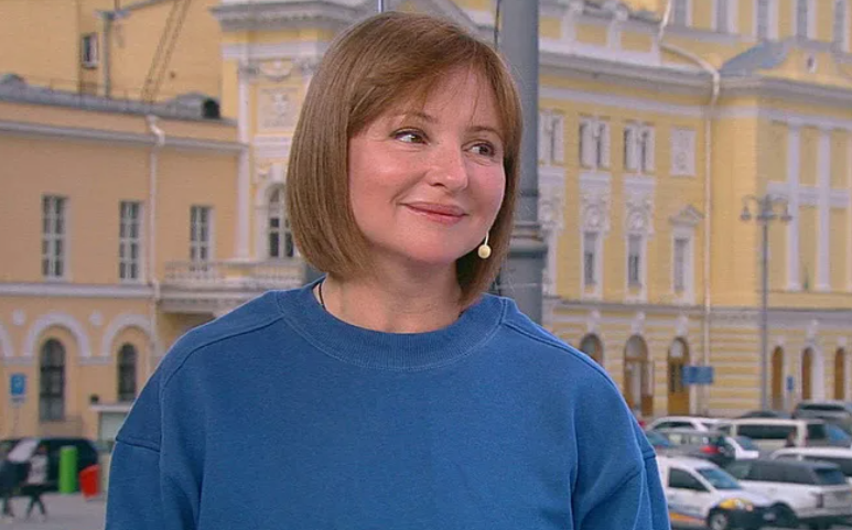 От контрабаса до барабанов: Звезды российского кино, виртуозно владеющие необычными инструментами