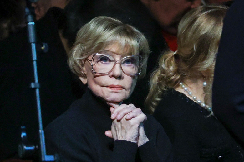 Вера Алентова