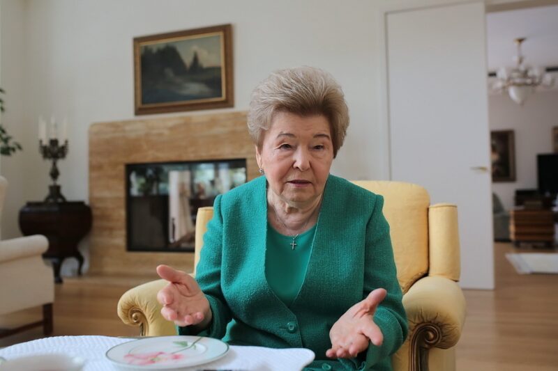 Негласная сделка и пенсия в 600 тысяч: как живет Наина Ельцина