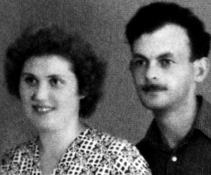 Неразделённая любовь, запретный роман и потеря семьи: судьба Булата Окуджавы