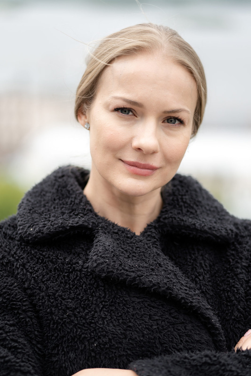 Елена Аросьева сегодня: успешная актриса и любящая жена и мать.