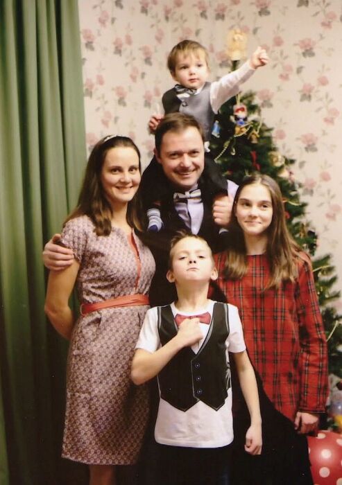 Илья Носков перевернул жизнь в 47 лет: тайный развод, новая жена на 19 лет моложе и планы на четвёртого ребёнка