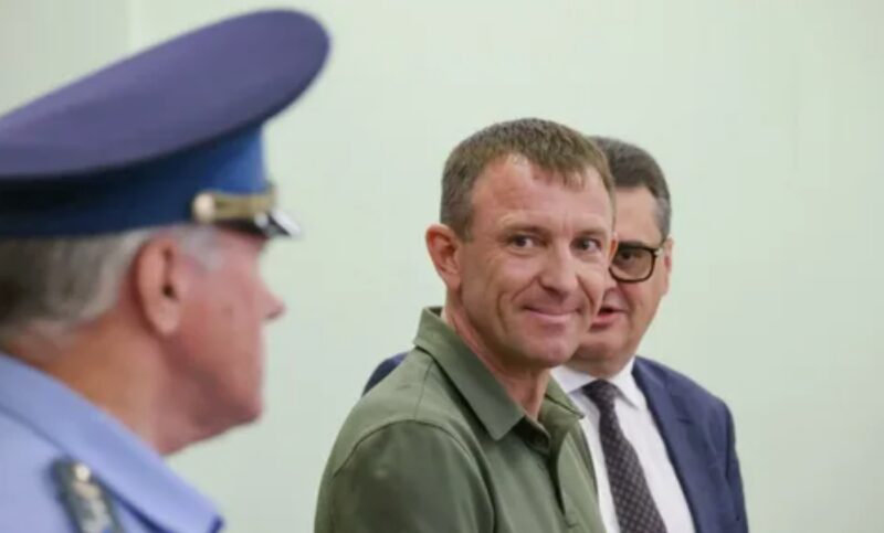 Генерал-майор Иван Попов, командующий 58-й армией, столкнувшийся с обвинениями.