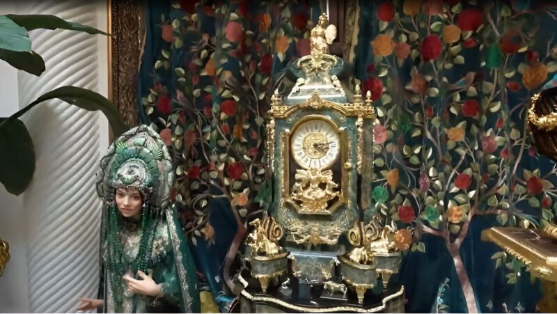 Сад, полный зелени и света, дарит покой.