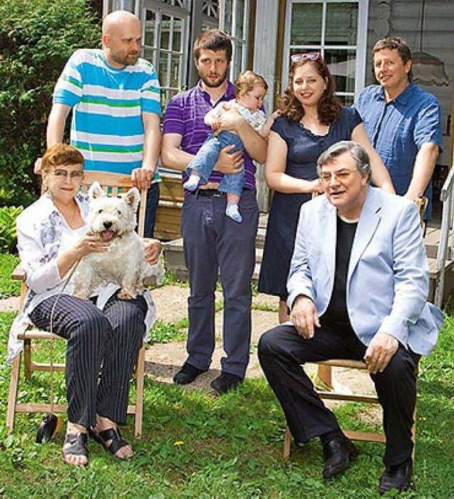 Ошибка в завещании Александра Ширвиндта: почему внуку-юристу пришлось идти в суд