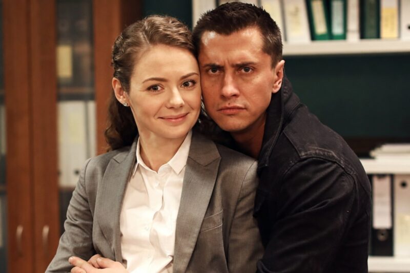 Карина Разумовская и Павел Прилучный, коллеги по сериалу