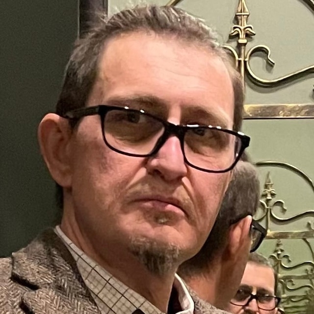 Политолог Сипров назвал причину пропасти между народом и властью: десятилетия «отрицательного отбора»