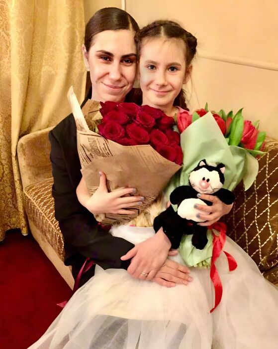 Слёзы за кулисами: как Ольга Тумайкина сбежала от мужа-тирана и обрела настоящее счастье через 20 лет