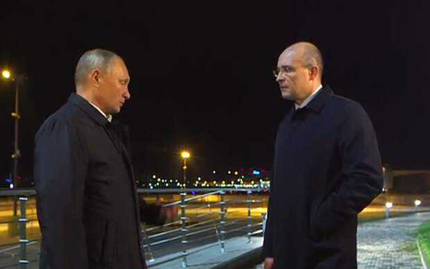 «Взялся за гуж»: как Путин вопреки всему поднял «Курск» со стометровой глубины