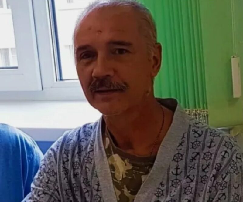 Последствия трагического падения: Евгений Леонов-Гладышев после травмы.