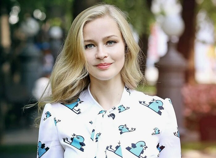 От предательства до колечка на пальце: как развивается роман 16-летней Анны Пересильд и Вани Дмитриенко