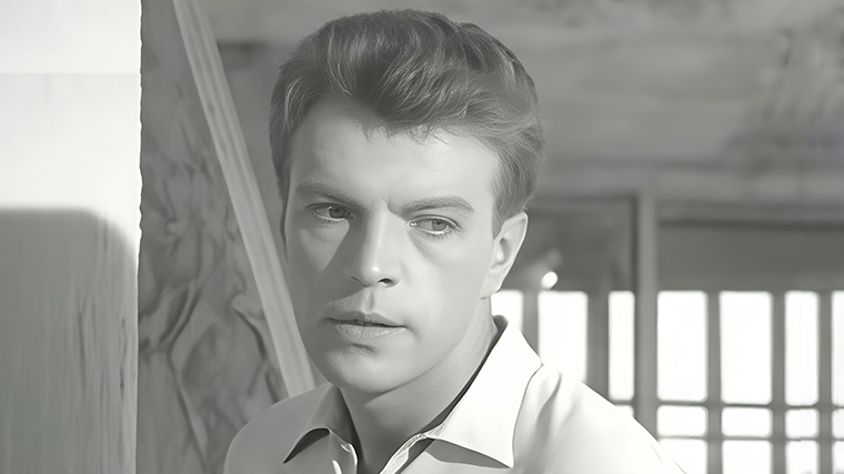 Вячеслав Шалевич: тайна отца, побег из детдома и 58 лет на сцене