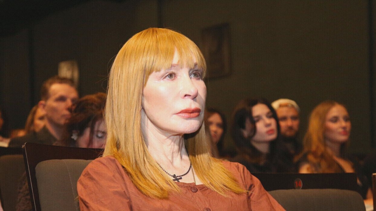 «Мама называла жирной свиньей»: сын Татьяны Васильевой рассказал, как пережил прессинг в юности