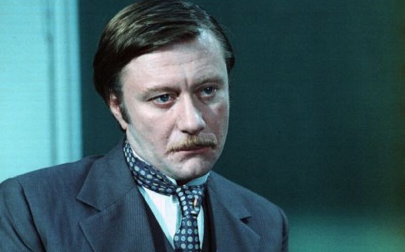 Андрей Миронов