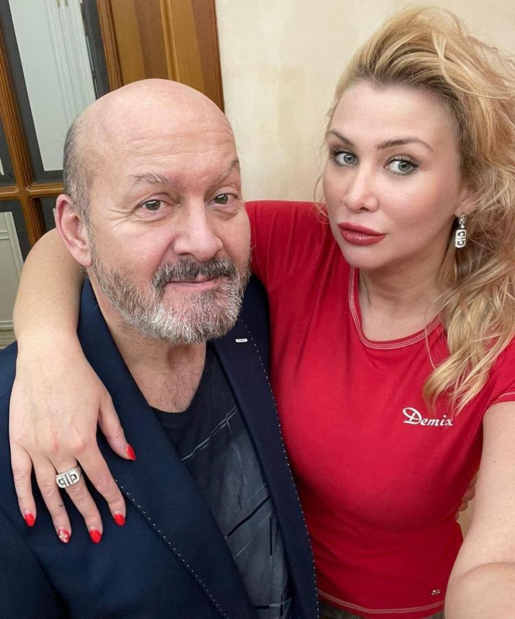Диана Бичарова утверждала, что их отношения с Вячеславом пресса излишне раздула