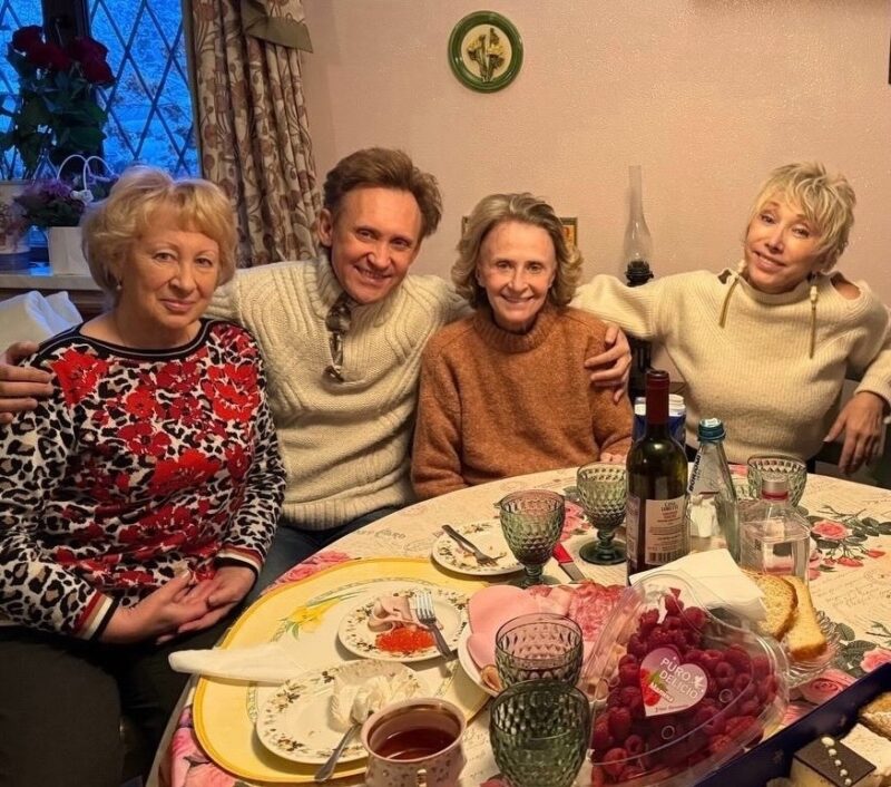 Я считаю себя армянкой: национальные корни, семья и непростая судьба Регины Дубовицкой