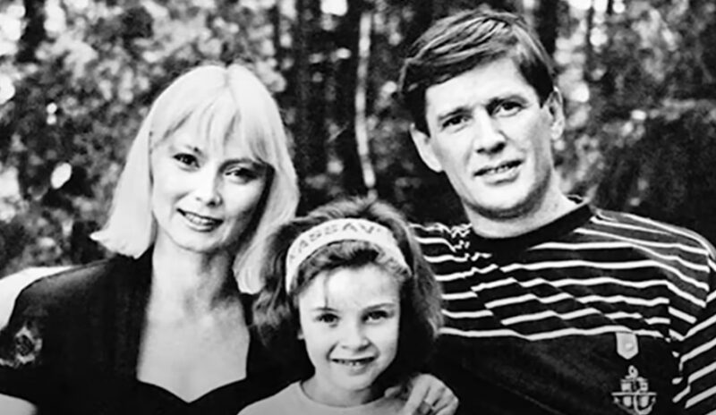 Тайны «Гения» с Абдуловым: как создавался культовый фильм 90-х и что осталось за кадром