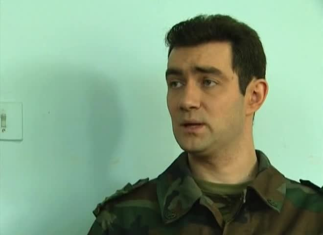 Один брак на всю жизнь, жёлтые ботинки по талонам и две разные дочери: семейное счастье звезды «Склифосовского» Константина Юшкевича