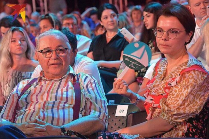 Круиз вместо скандала: как 74-летний Евгений Петросян и Татьяна Брухунова с двумя детьми игнорируют критику