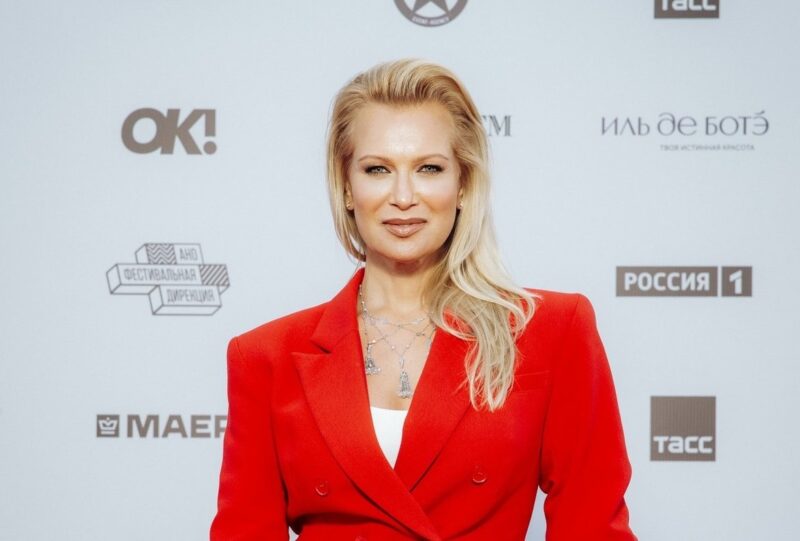 Олеся Судзиловская: заслуженная артистка, выглядящая на десять лет моложе.