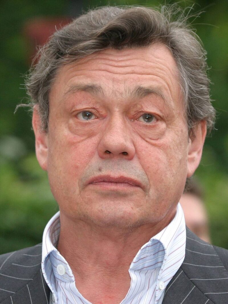 Николай Караченцов