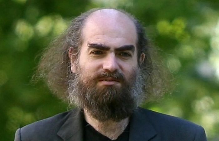 Отказ от миллиона долларов, галоши на босу ногу и затворничество в Купчино: как живет гений математики Григорий Перельман