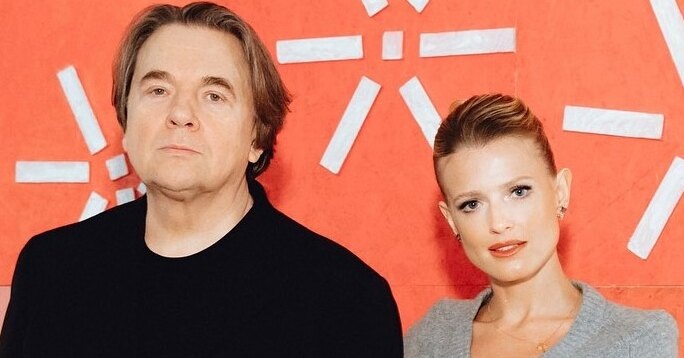 «Годится в дочери» и трое детей: как Софья Эрнст разрушила стереотипы и стала звездой