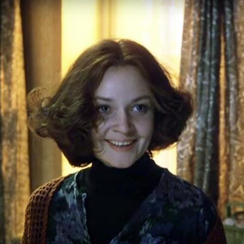 Звезда «Экипажа» и трижды обманутая жена: почему Ирина Акулова выбрала уединение в Кинешме