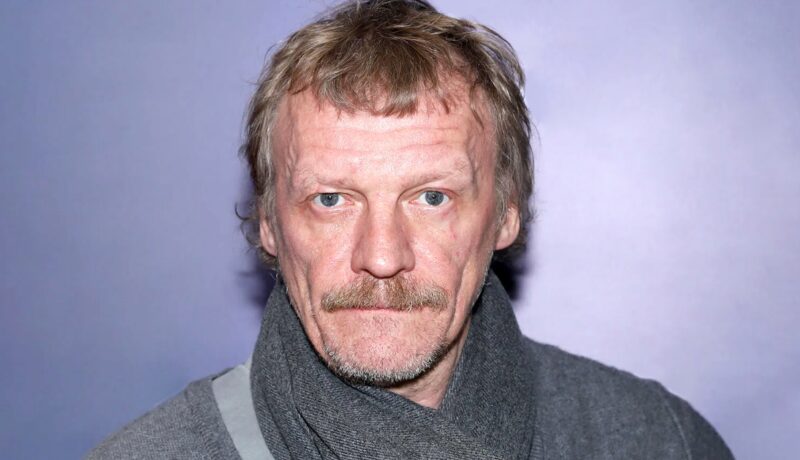 на фото Алексей Серебряков