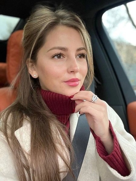 Анна Михайловская легко сойдёт за студентку.