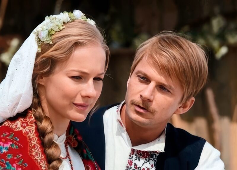 Роман Курцын и Елена Аросьева на съемках сериала «Два берега»