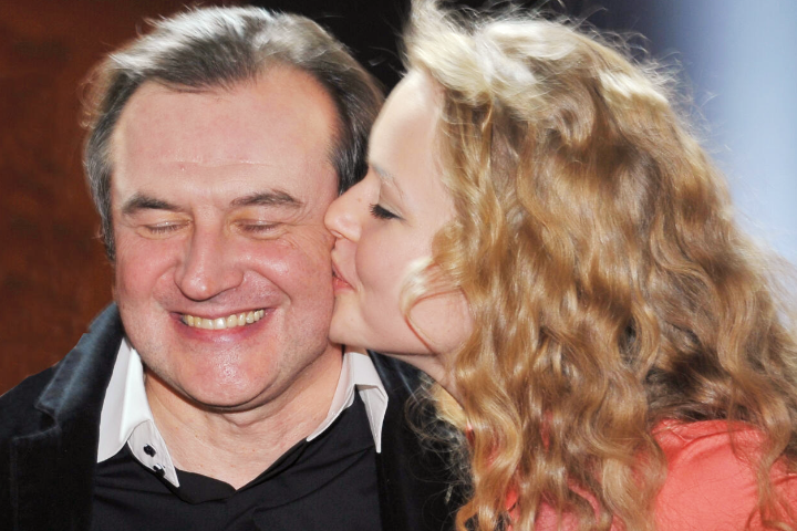 44 года брака и власть: как Кира Саксаганская стала главной силой за спиной Алексея Учителя