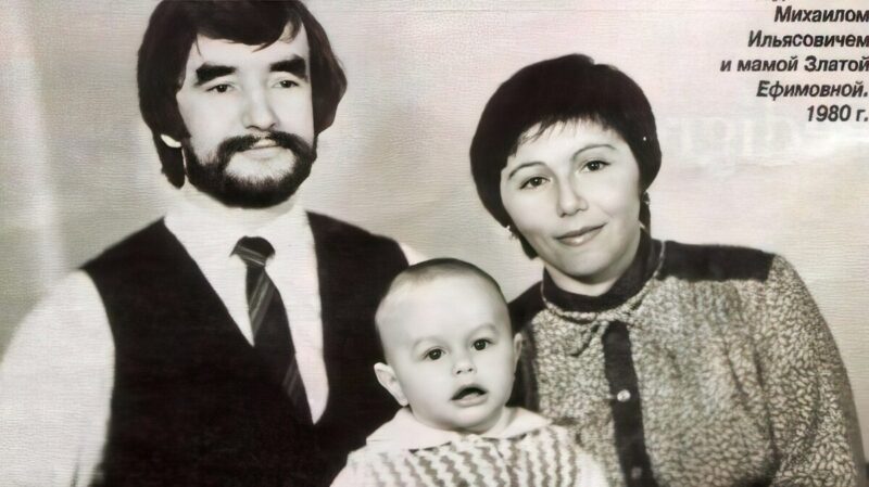 Настоящая фамилия и интернациональная семья: кем на самом деле являются родители Тимура Родригеза