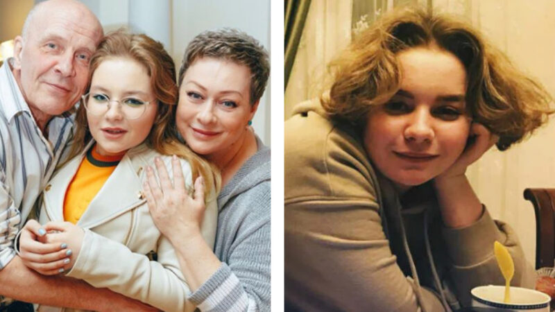 Серафима Фомина с родителями.