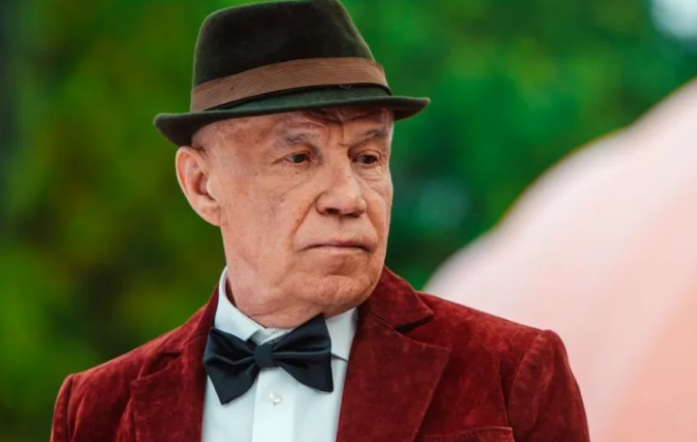 Сергей Гармаш в роли Гены в комедии «Чебурашка 2»
