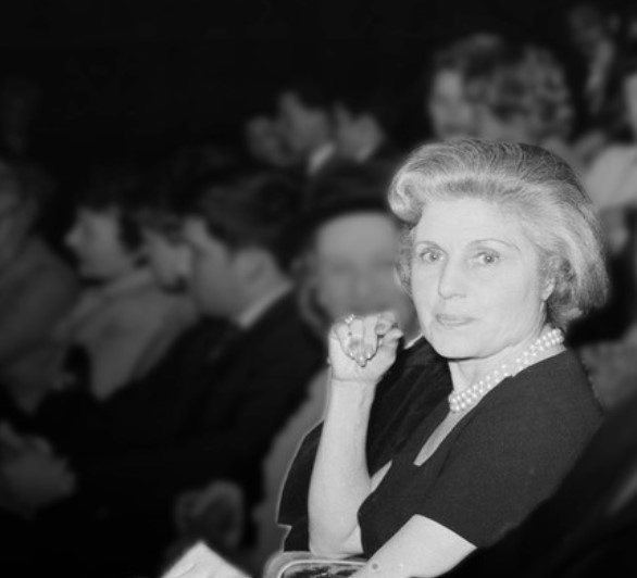 Перешагнули вековой рубеж: 8 мировых звёзд, чьи судьбы стали легендами