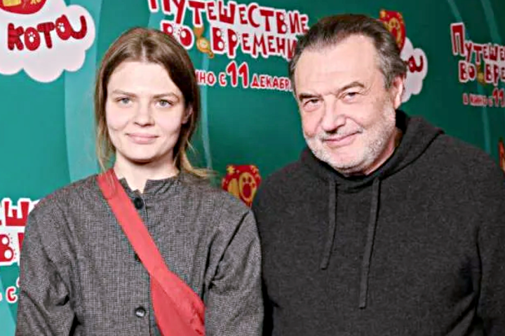 44 года брака и власть: как Кира Саксаганская стала главной силой за спиной Алексея Учителя