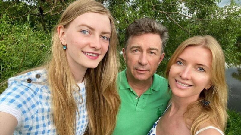 Единственный сын Валерия Сюткина родился, когда артисту было 62 года: как сейчас живет маленький Лев