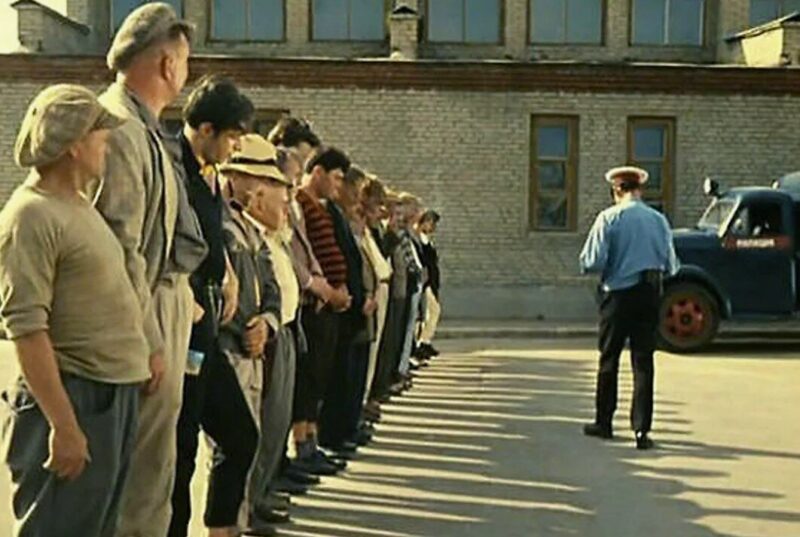 Кадр из фильма «Операция «Ы» с Федей
