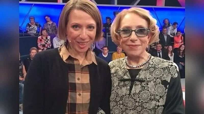 Их путают годами: 10 пар российских актеров, чье сходство поражает